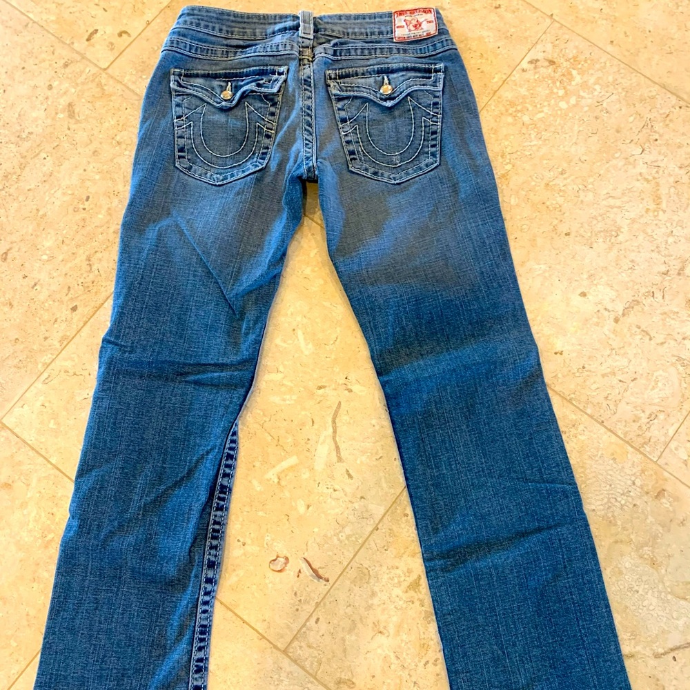 MAKE ME AN OFFER!!  True Religion jeans!!
